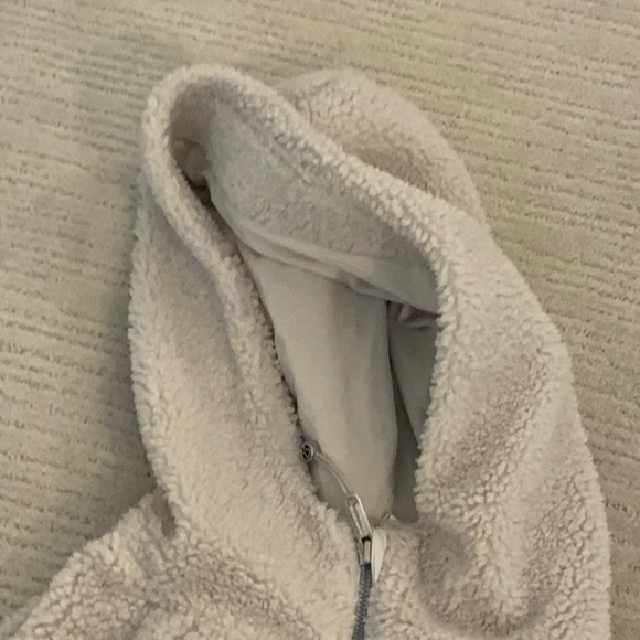 Lululemon Scuba Oversized Half-Zip Fleece Hoodie (Cream) - Picture 7 of 11
